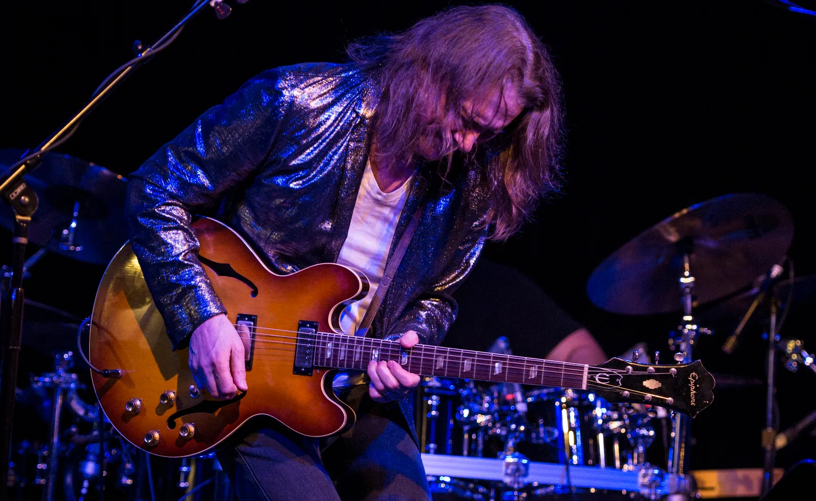 Robben Ford, with Special Guest Joe Robinson